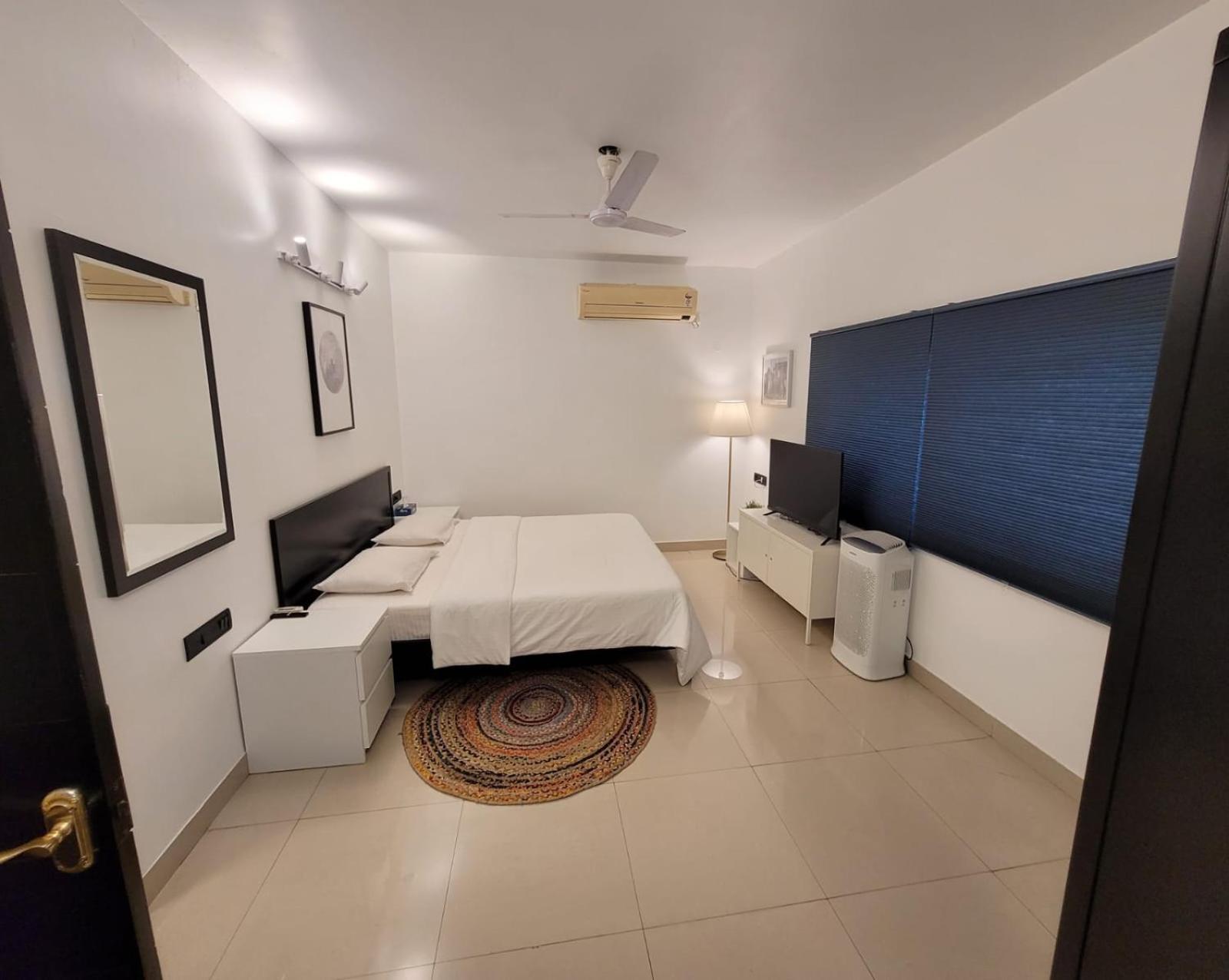 Lotus Korean Hotel Bangalore Buitenkant foto